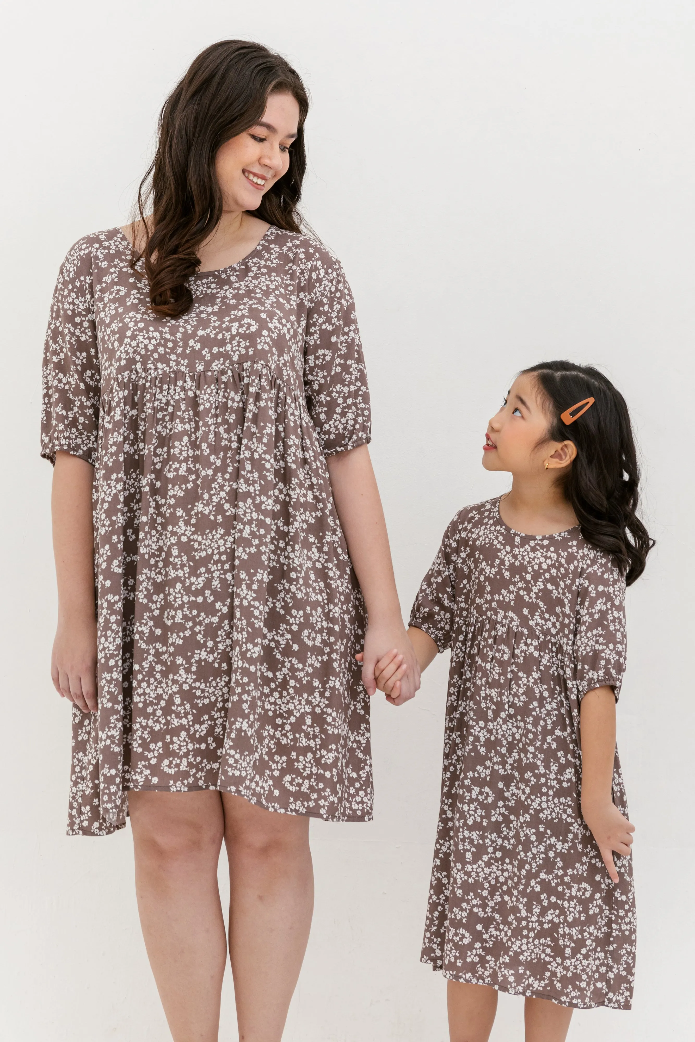 Blair Babydoll Dress In Brown Floral
