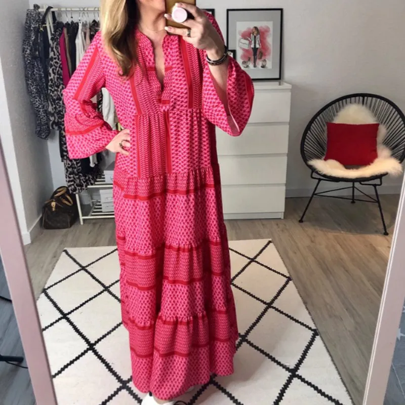 Printed maxi dress with v-neck - casual and holiday ready
