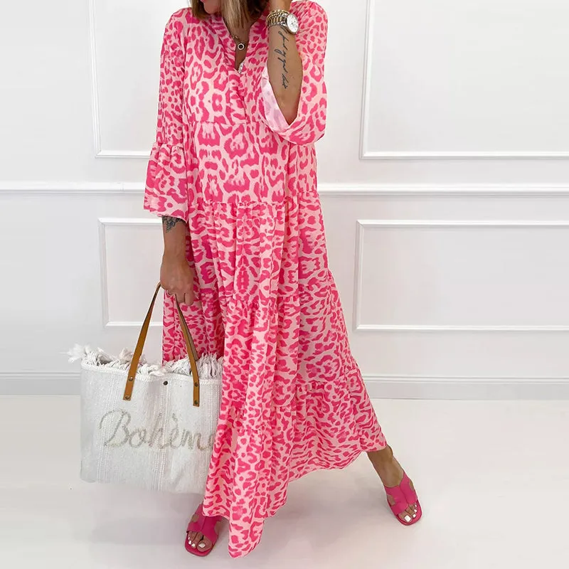 Printed maxi dress with v-neck - casual and holiday ready