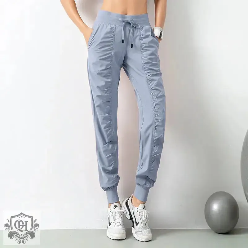 Quick-Dry Pleated Sporty Fit Pants