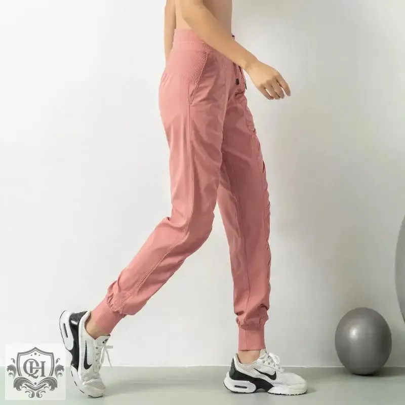 Quick-Dry Pleated Sporty Fit Pants
