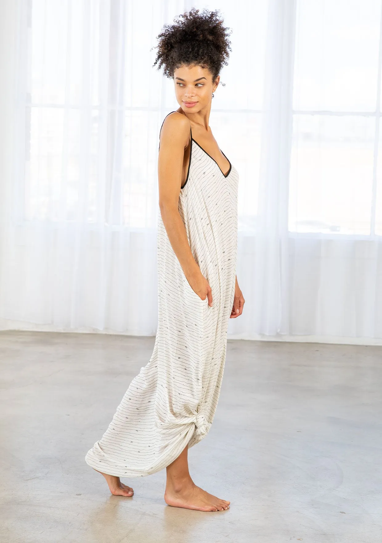 Snail Stripe Sleeveless V-Neck Maxi Dress