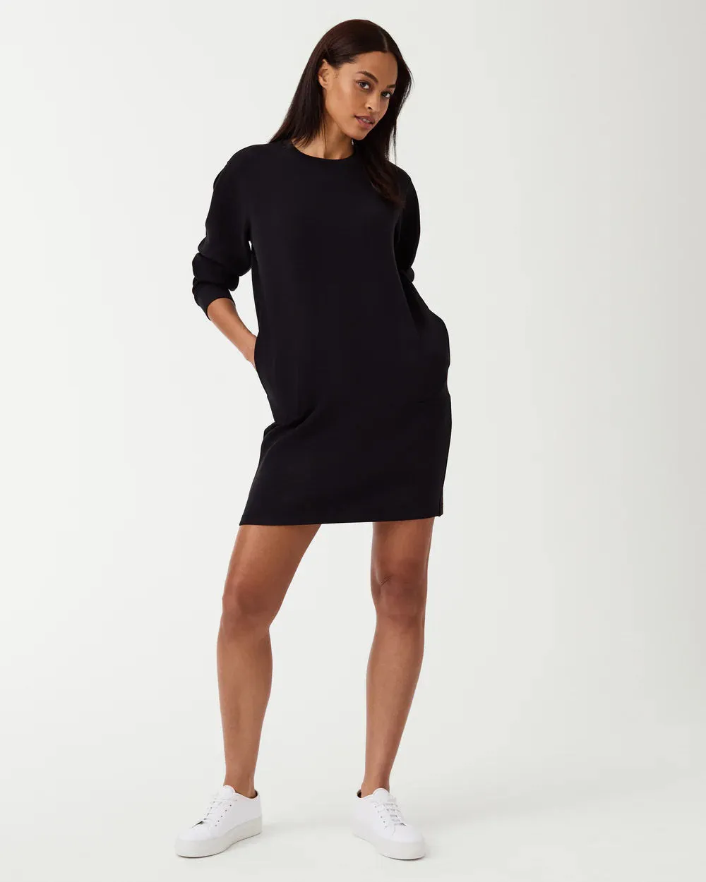 SPANX - AIRESSENTIALS CREW NECK DRESS