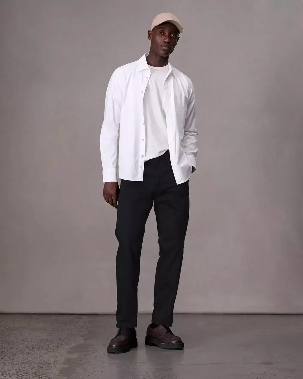 Standard Chino - Black