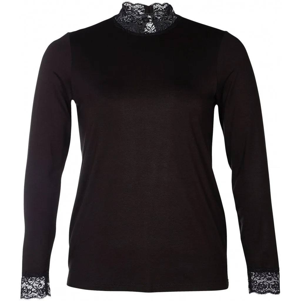 Zoey Blakely Turtleneck